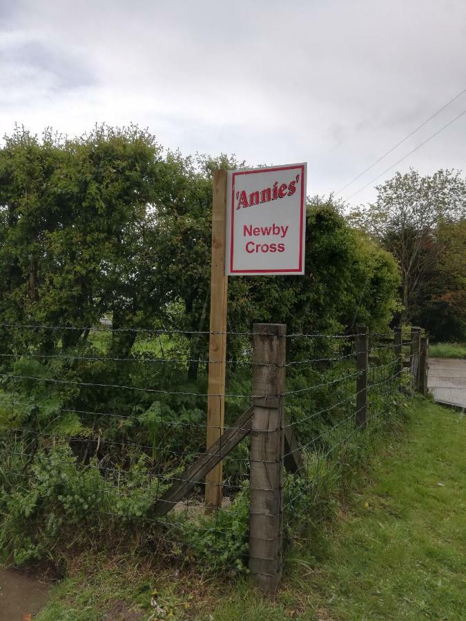Hotel Newby Cross Carlisle  Esterno foto